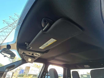 2024 Ram 1500 Classic Warlock Crew Cab Short Bed - miniatura 11