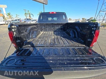 2024 Ram 1500 Classic Warlock Crew Cab Short Bed - miniatura 14