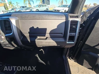 2024 Ram 1500 Classic Warlock Crew Cab Short Bed - miniatura 19