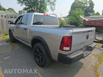 2024 Ram 1500 Classic Warlock Crew Cab Short Bed - miniatura 2