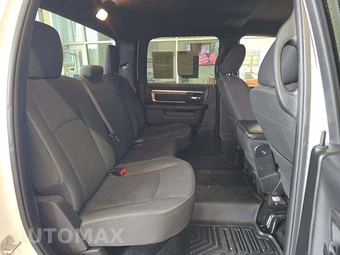 2024 Ram 1500 Classic Warlock Crew Cab Short Bed - miniatura 16
