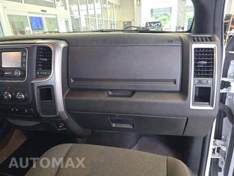 2024 Ram 1500 Classic Warlock Crew Cab Short Bed - miniatura 19