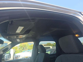 2024 Ram 1500 Classic Warlock Crew Cab Short Bed - miniatura 11