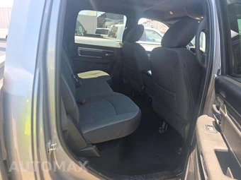 2024 Ram 1500 Classic Warlock Crew Cab Short Bed - miniatura 16