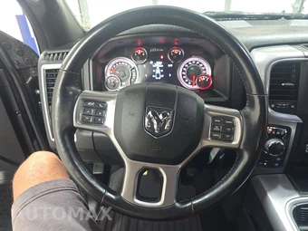 2024 Ram 1500 Classic Warlock Crew Cab Short Bed - miniatura 10