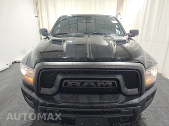 2024 Ram 1500 Classic Warlock Crew Cab Short Bed - miniatura 2