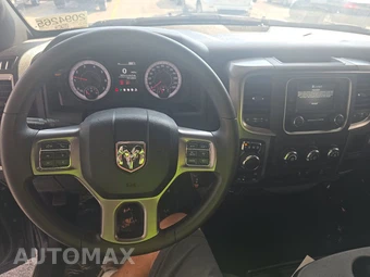 2024 Ram 1500 Classic Warlock Crew Cab Short Bed - miniatura 11