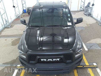 2024 Ram 1500 Classic Warlock Crew Cab Short Bed - miniatura 2
