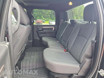 2024 Ram 1500 Classic Warlock Crew Cab Short Bed - miniatura 13