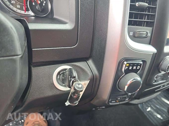 2024 Ram 1500 Classic Warlock Crew Cab Short Bed - miniatura 8