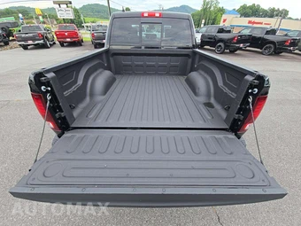 2024 Ram 1500 Classic Warlock Crew Cab Short Bed - miniatura 11