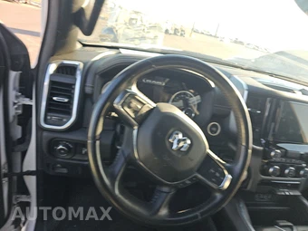 2024 Ram 1500 Laramie Crew Cab Short Bed - miniatura 10