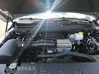 2024 Ram 1500 Laramie Crew Cab Short Bed - miniatura 21
