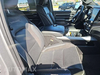 2024 Ram 1500 Laramie Crew Cab Short Bed - miniatura 18