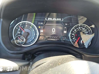2024 Ram 1500 Laramie Crew Cab Short Bed - miniatura 9