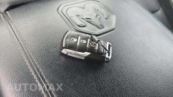 2024 Ram 1500 Laramie Crew Cab Short Bed - miniatura 19