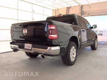 2024 Ram 1500 Laramie Crew Cab Short Bed - miniatura 4