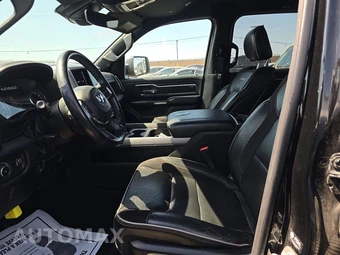 2024 Ram 1500 Laramie Crew Cab Short Bed - miniatura 7