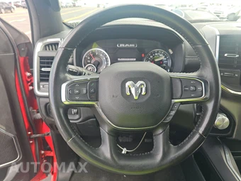 2024 Ram 1500 Laramie Crew Cab Short Bed - miniatura 10