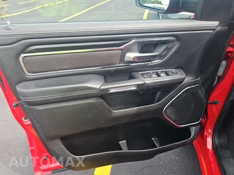 2024 Ram 1500 Laramie Crew Cab Short Bed - miniatura 9