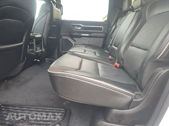 2024 Ram 1500 Laramie Crew Cab Short Bed - miniatura 13