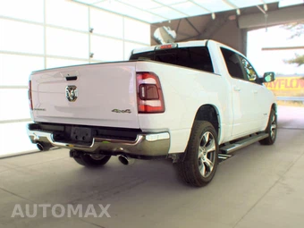 2024 Ram 1500 Laramie Crew Cab Short Bed - miniatura 4