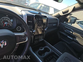 2024 Ram 1500 Laramie Crew Cab Short Bed - miniatura 11