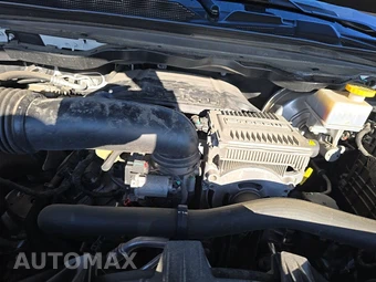 2024 Ram 1500 Laramie Crew Cab Short Bed - miniatura 15