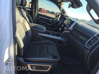 2024 Ram 1500 Laramie Crew Cab Short Bed - miniatura 8