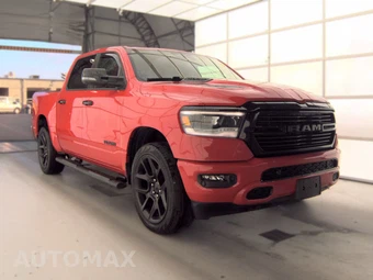 2024 Ram 1500 Laramie Crew Cab Short Bed - miniatura 3