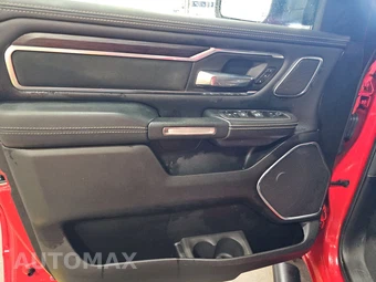 2024 Ram 1500 Laramie Crew Cab Short Bed - miniatura 9