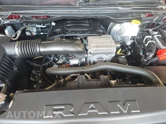 2024 Ram 1500 Laramie Crew Cab Short Bed - miniatura 15