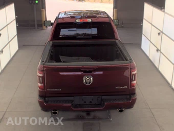 2024 Ram 1500 Laramie Crew Cab Short Bed - miniatura 5