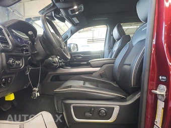 2024 Ram 1500 Laramie Crew Cab Short Bed - miniatura 7