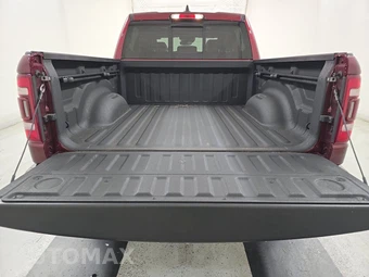 2024 Ram 1500 Laramie Crew Cab Short Bed - miniatura 16