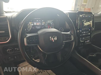 2024 Ram 1500 Laramie Crew Cab Short Bed - miniatura 10