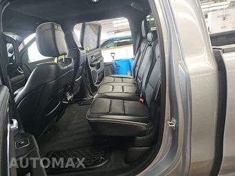 2024 Ram 1500 Laramie Crew Cab Short Bed - miniatura 13