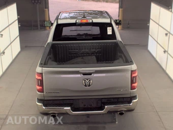 2024 Ram 1500 Laramie Crew Cab Short Bed - miniatura 5