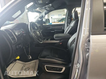 2024 Ram 1500 Laramie Crew Cab Short Bed - miniatura 7