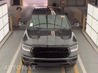2024 Ram 1500 Laramie Crew Cab Short Bed - miniatura 2