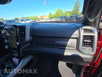 2024 Ram 1500 Laramie Crew Cab Short Bed - miniatura 16
