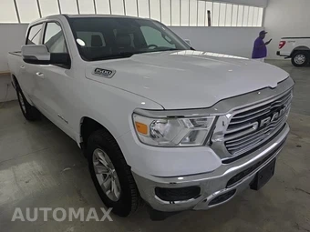 2024 Ram 1500 Laramie Crew Cab Short Bed - miniatura 3