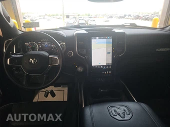 2024 Ram 1500 Laramie Crew Cab Short Bed - miniatura 11