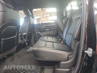 2024 Ram 1500 Laramie Crew Cab Short Bed - miniatura 13