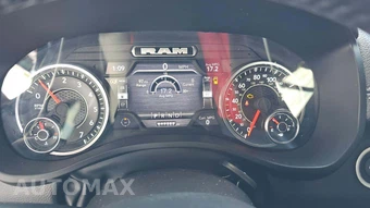 2024 Ram 1500 Laramie Crew Cab Short Bed - miniatura 26