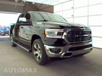 2024 Ram 1500 Laramie Crew Cab Short Bed - miniatura 3