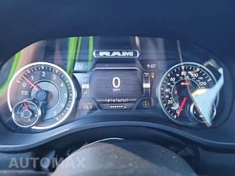 2024 Ram 1500 Laramie Crew Cab Short Bed - miniatura 12