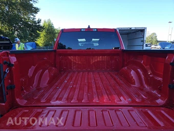2024 Ram 1500 Laramie Crew Cab Short Bed - miniatura 16