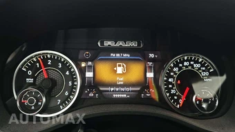 2024 Ram 1500 Laramie Crew Cab Short Bed - miniatura 19