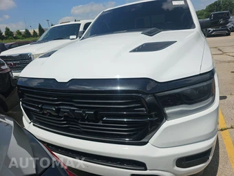 2024 Ram 1500 Laramie Crew Cab Short Bed - miniatura 2